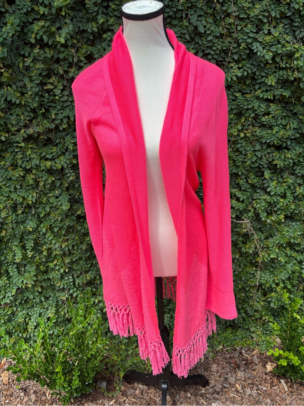 Lilly Pulitzer Size L Noble Fringe Cardigan Laying Piece Hot Pink - Picture 8 of 8